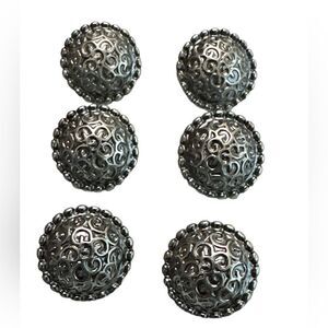 - Vintage raised scallop design beaded border matte silver buttons .75” diameter